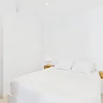 Cozy 1br W/ Ac & Shared Garden - | By Airnest Αλμάδα
