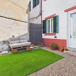 Διαμέρισμα Cozy 1br W/ Ac & Shared Garden - | By Airnest *