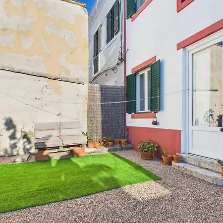 Cozy 1br W/ Ac & Shared Garden - | By Airnest * Almada