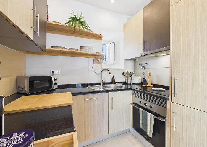 Appartamento Cozy 1br W/ Ac & Shared Garden - | By Airnest Almada